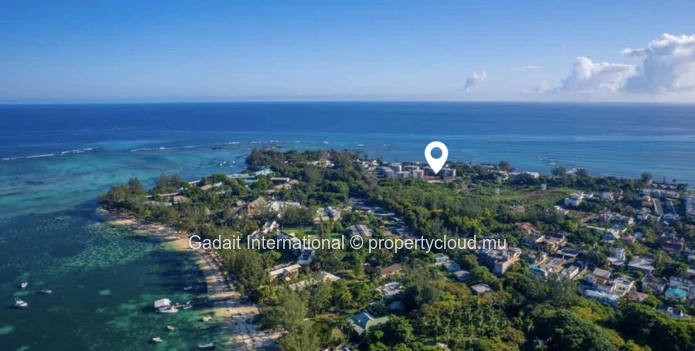 Ground Floor 3-Bedroom Apartment in Pointe aux Canonniers – Mauritian Comfort & Style