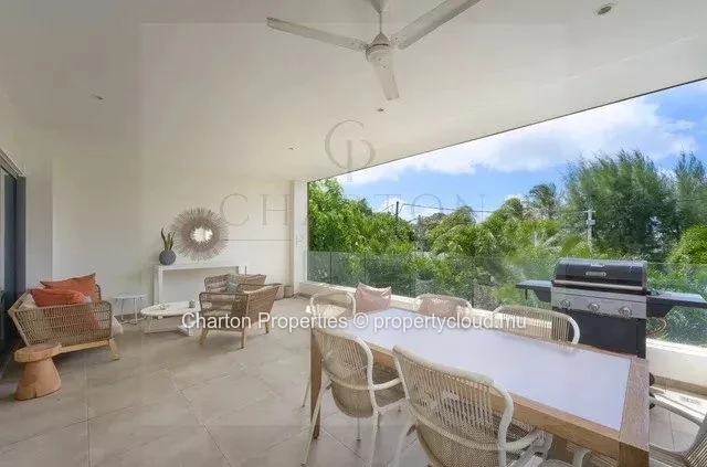 Appartement de 3 chambres de 131 m² à Pointe aux Canonniers