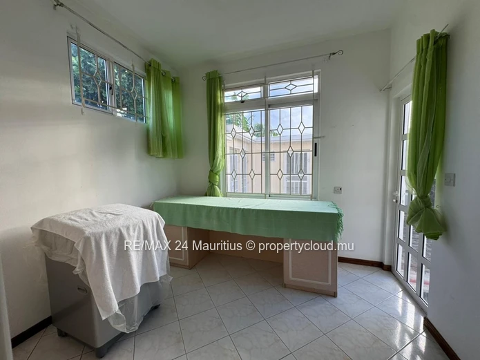4 Bedroom House in Pointe Aux Canonniers | Freestanding