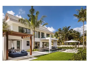 4 Bedroom Villa