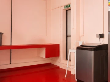 5 Bedroom Apartment