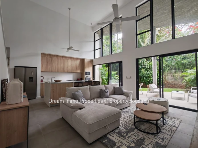 Appartement Duplex Neuf & Luxueux Dans Un Secteur Premium A Pte Aux Canonniers - Ile Maurice