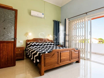 7 Bedroom House
