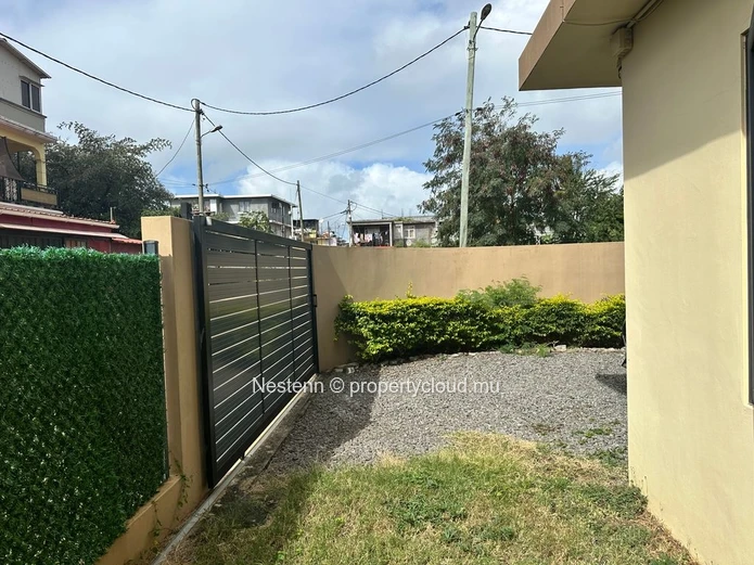  Belle Maison Semi-Meublée dans un Quartier Paisible  