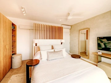4 Bedroom Apartment
