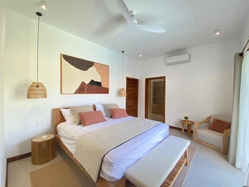 4 Bedroom Villa