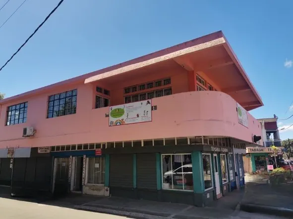 For sale commercial building of 8000sqft at Glen Park crossroads, Vacoas 