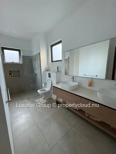 Villa d’exception à louer à Grand Baie – Luxe, sécurité et confort absolu