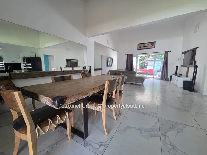 Villa For Rent In Pointe Aux Cannoniers – 4 Bedrooms With Private Pool