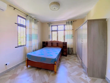 4 Bedroom Villa