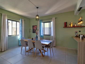 Maison de 4 Chambres