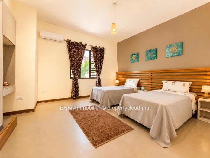Stunning 4-Bedroom Villa with Pool for Rent at Jardin d'Anna – Flic-en-Flac