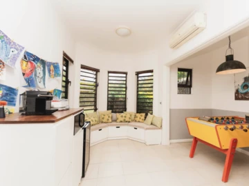 5 Bedroom Villa