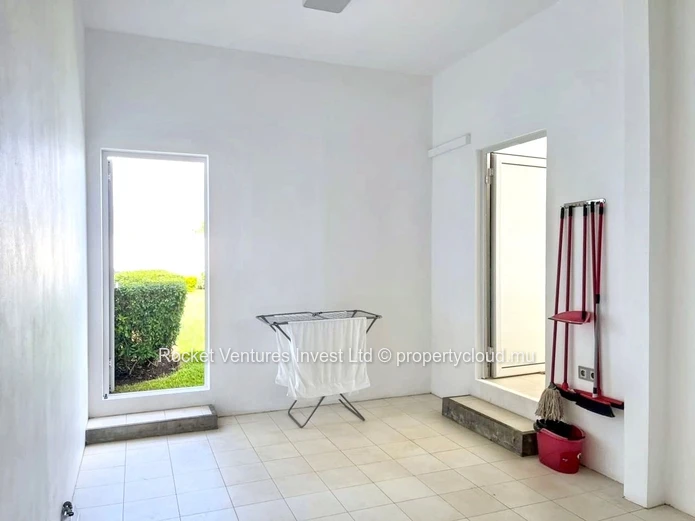 Stunning 3-Bedroom Villa in Grand Baie with Pool - Foreign Buyers Welcome!