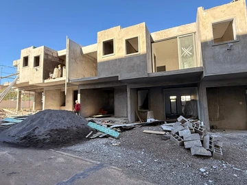Townhouse, Duplex de 2 Chambres