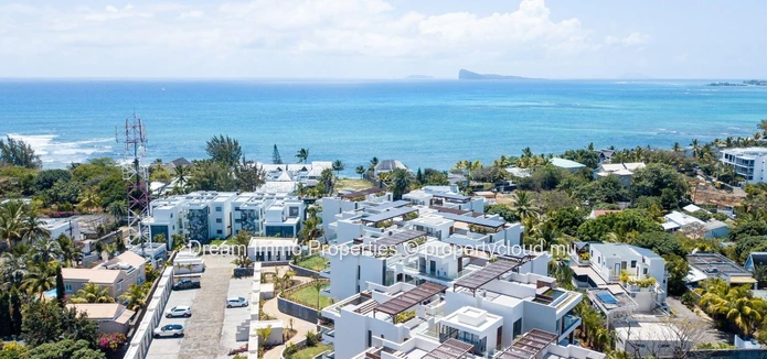 Appartement Neuf Avec Toit Terrasse Prive Vue Mer A Pointe  Aux Canonniers - Ile Maurice