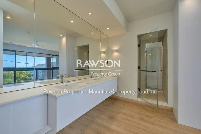 Duplex Neuf Accessible Aux Étrangers