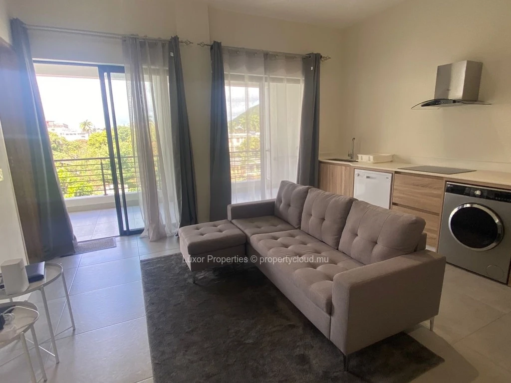 3 Bed Studios for Rent in Sodnac LXR266451