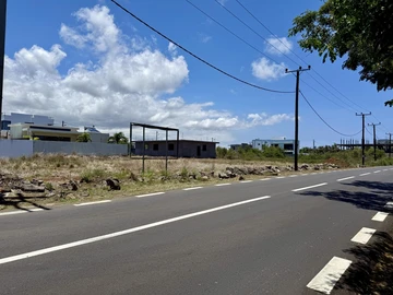 Commercial Land