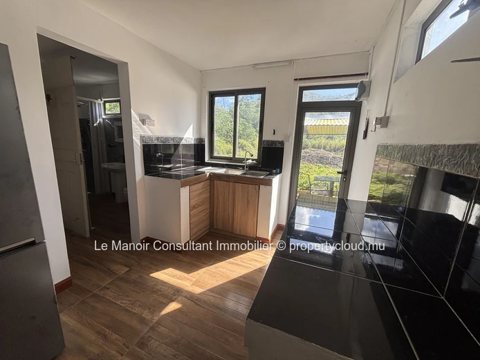 Villa de 2 chambres avec jardin à vendre à Rivière Noire