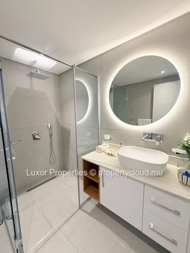 FOR RENT | 3-Bedroom Luxury Penthouse – Pointe aux Canonniers