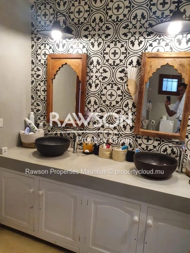 Charming 4-Bedroom Double Storey House for Rent | Private Pool, Kiosk & Large Terrace | Tamarin