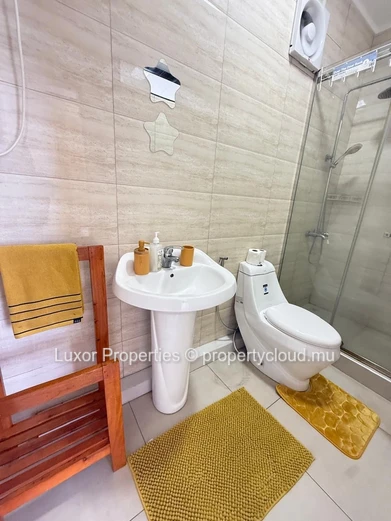 Room For Rent | Flic En Flac