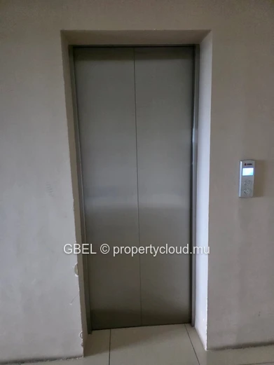 Bright 3BR Apartment in Floréal, Curepipe — 135 m²