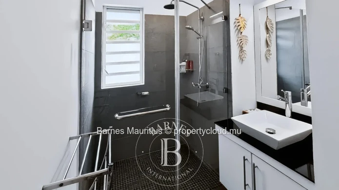 RIVIERE NOIRE - Appartement - 4 chambres