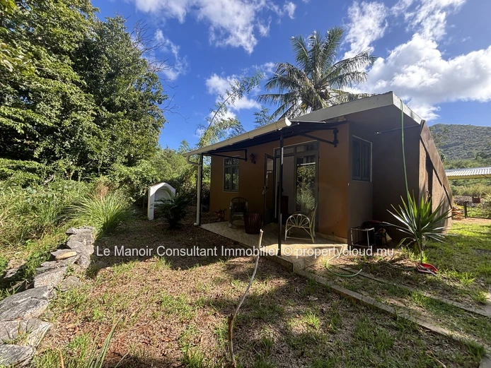 Villa de 2 chambres avec jardin à vendre à Rivière Noire
