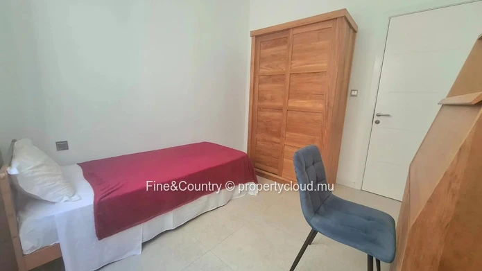 Beachside living - apartment rental