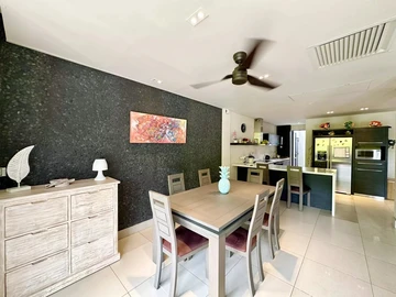 3 Bedroom Townhouse, Duplex