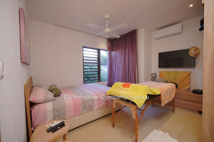 Villa Res De 4 Chambres Plain-Pieds À Vendre - Grand Baie - Nord - Accessible Aux Non Citoyens