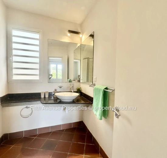 Tombeau Bay - 2 Bedroom Apartment with mangrove view