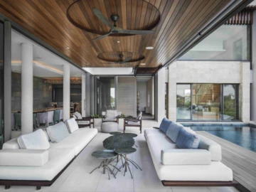 5 Bedroom Villa