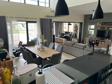 Penthouse de 3 Chambres