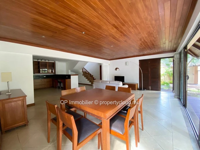 Stunning Péreybère Home with Private Pool and Land - Rs 35M!