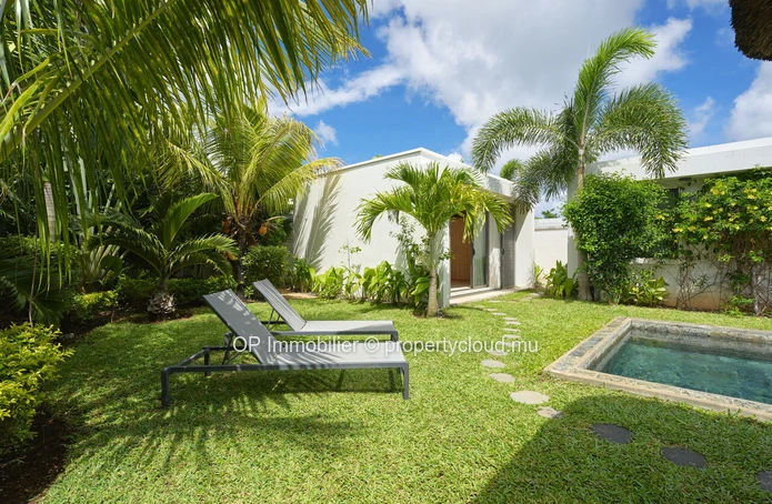 Modern 4 bedroom villa with private pool in the heart of Grand Baie