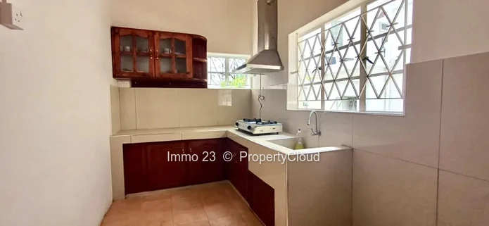 Maison / Villa - 4 chambres - Port Louis - Ref. MA98600VE