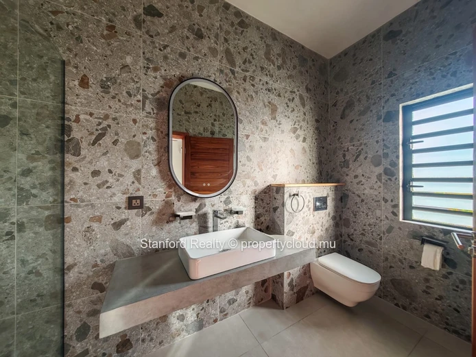 Villa Moderne de Luxe à Louer - 4 Chambres, Avalon, Sud