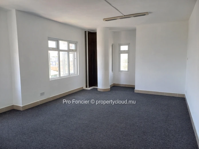 Commercial space in Quatre Bornes - Centrally located !