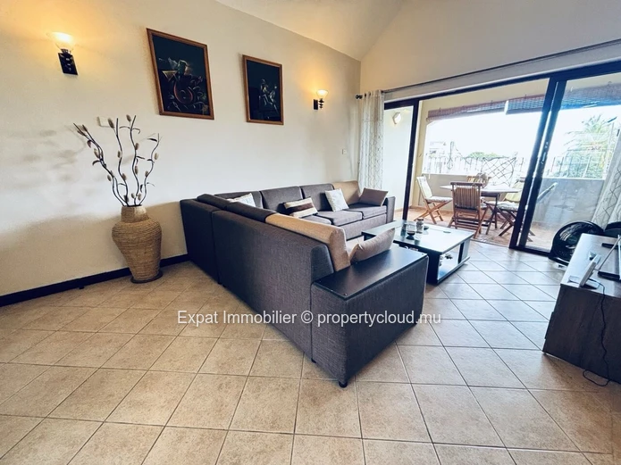 3-Bedroom Flat With Sea Views Near The Beach – Trou Aux Biches