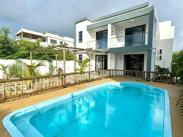 4 Bedroom Villa