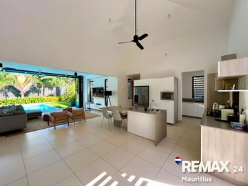 4 Bedroom Villa