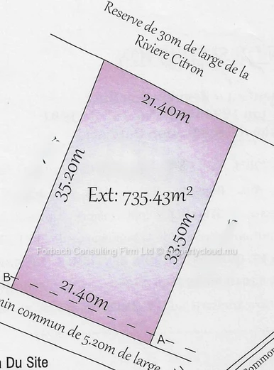 Morcellement Balaclava -residential land with 30m reserve by the river