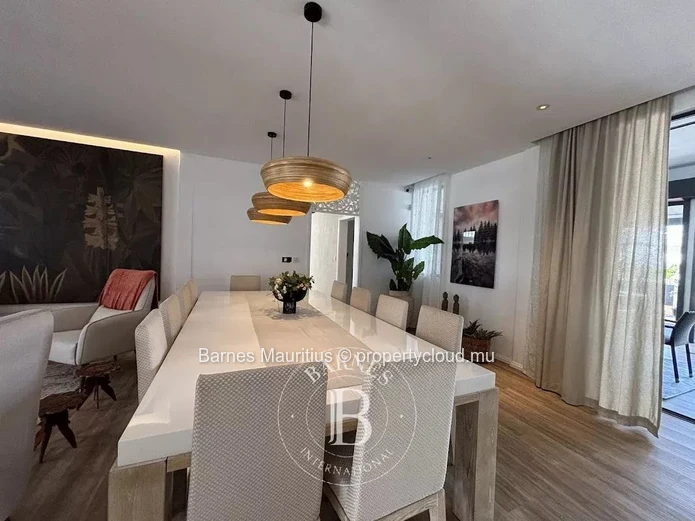 ROCHES BRUNES - Maison familiale avec piscine - 4 chambres