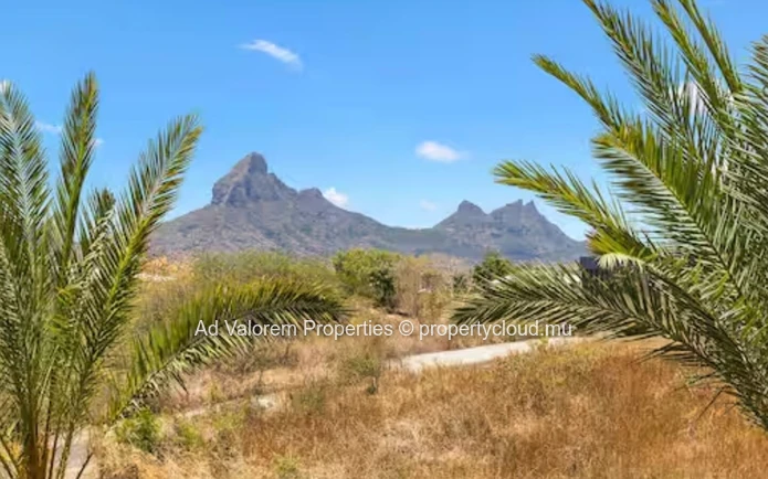 1 bedroom apartment for rent in Tamarin (Sole Mandate)