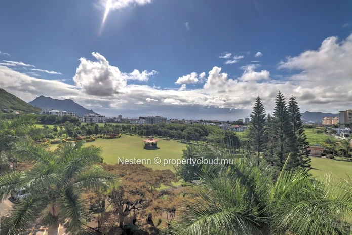 Elegant fully furnished 3-bedroom apartment with stunning views 