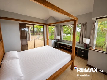 4 Bedroom Villa