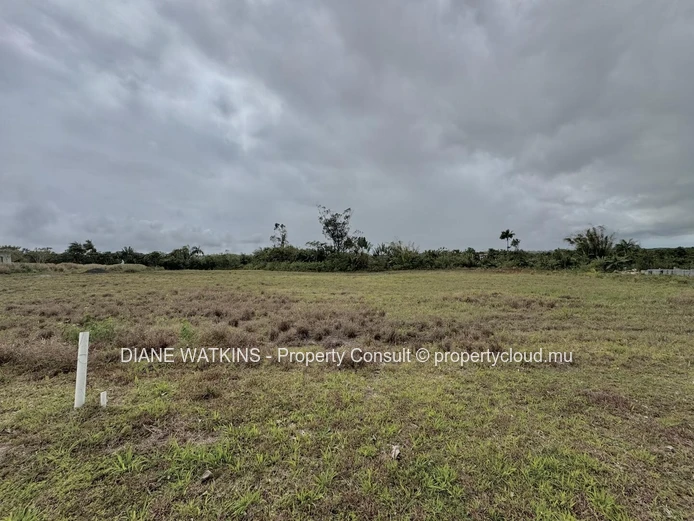 For Sale – Residential Land in Avalon, Bois Chéri